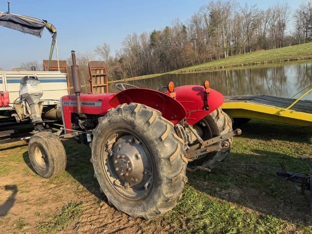 Image of Massey Ferguson 250 equipment image 3