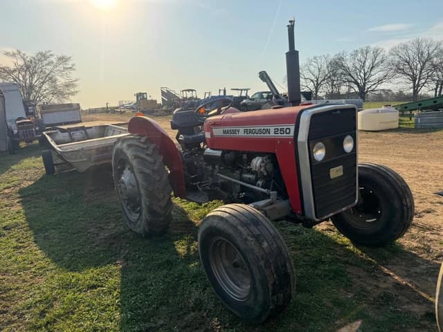 Image of Massey Ferguson 250 equipment image 1