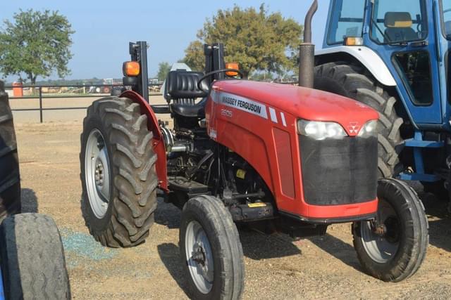 Image of Massey Ferguson 2605 equipment image 3