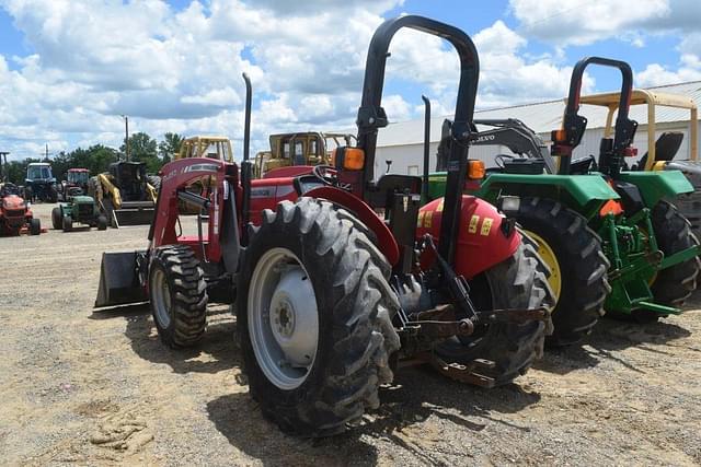 Image of Massey Ferguson 2605 equipment image 1