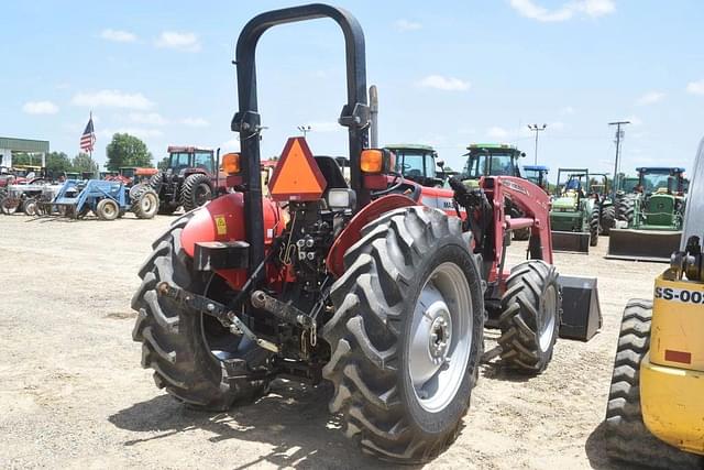 Image of Massey Ferguson 2605 equipment image 2