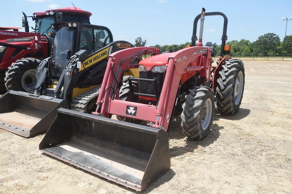 Image of Massey Ferguson 2605 Primary image