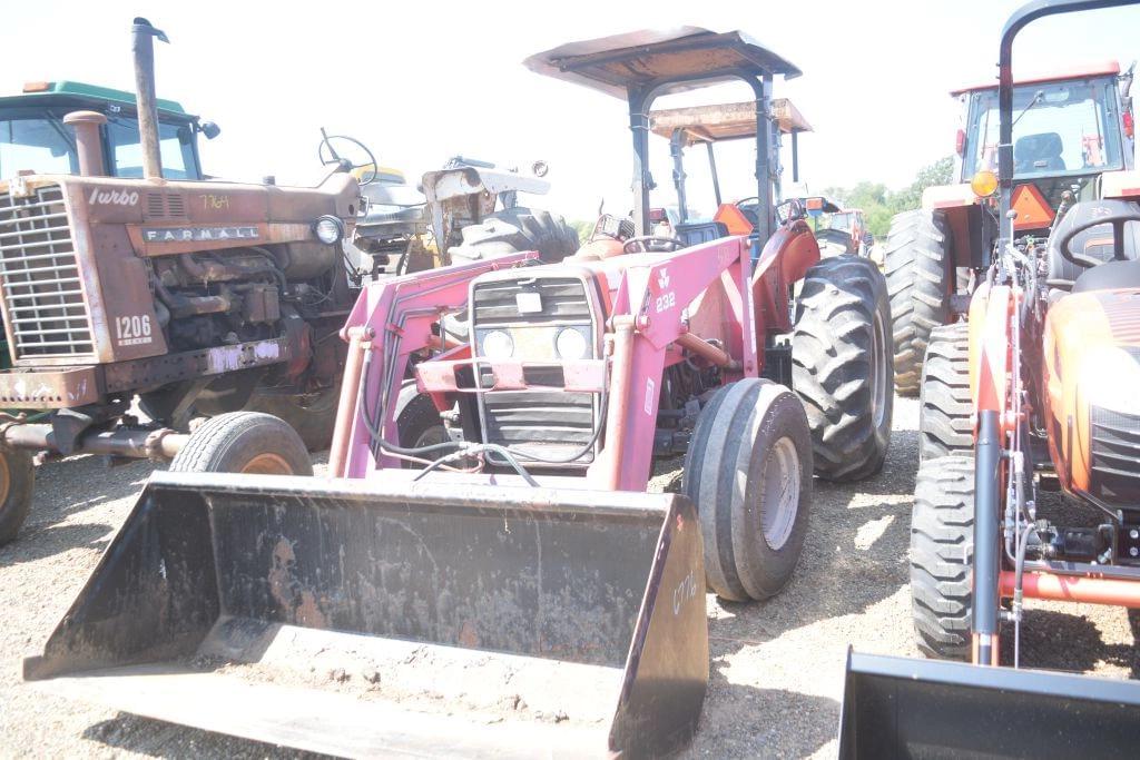 Image of Massey Ferguson 263 Primary image
