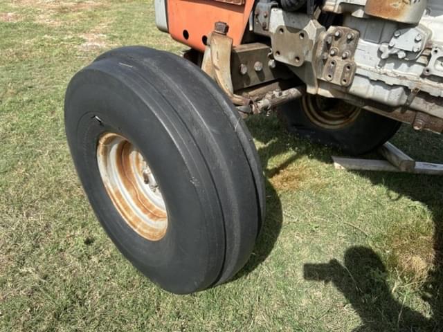 Image of Massey Ferguson 2675 equipment image 4