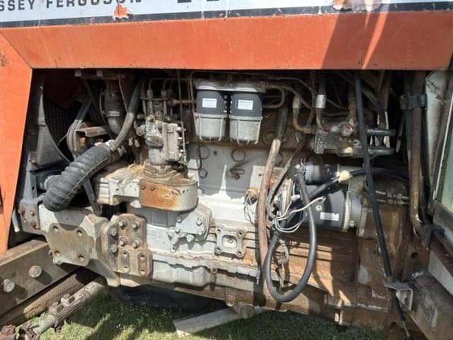 Image of Massey Ferguson 2675 equipment image 3