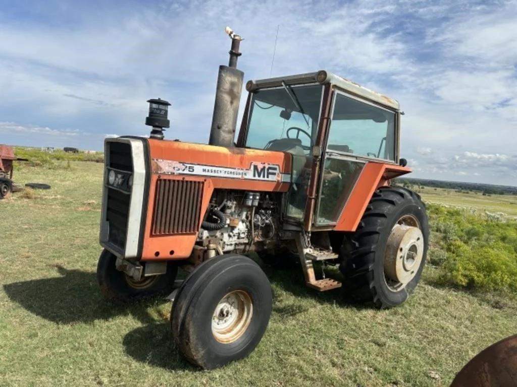 Image of Massey Ferguson 2675 Primary image