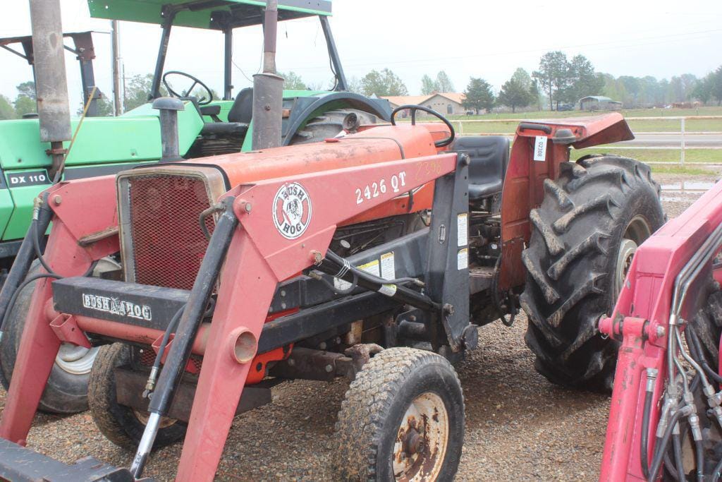 Main image Massey Ferguson 270