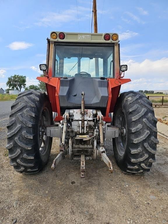 Image of Massey Ferguson 2705 equipment image 2