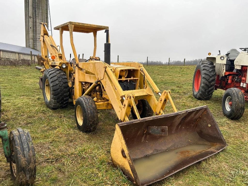 Main image Massey Ferguson 300