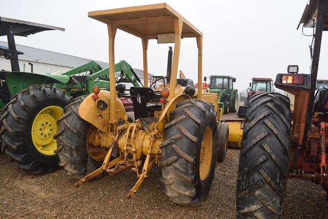 Image of Massey Ferguson 3165 equipment image 2