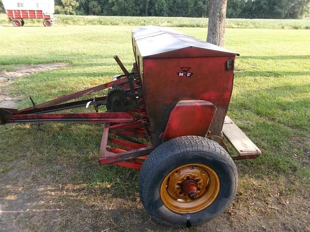 Image of Massey Ferguson 33 equipment image 1