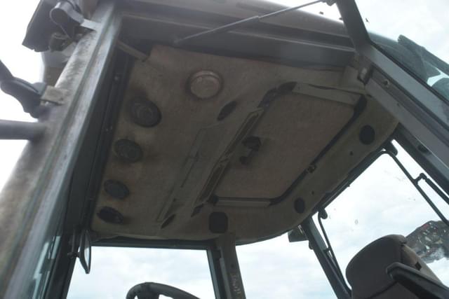 Image of Massey Ferguson 4243 equipment image 4