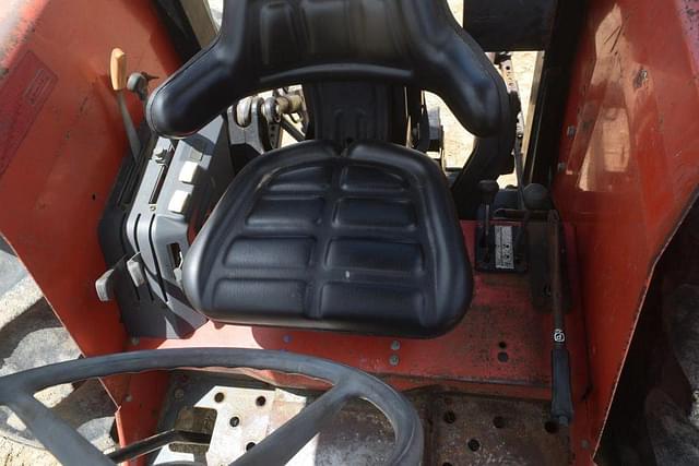 Image of Massey Ferguson 4255 equipment image 4