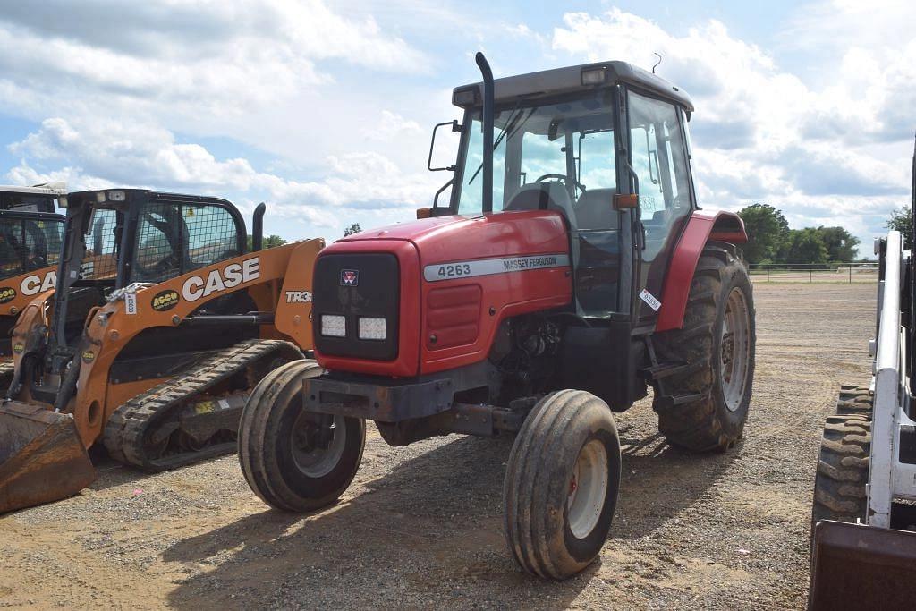 Image of Massey Ferguson 4263 Primary image