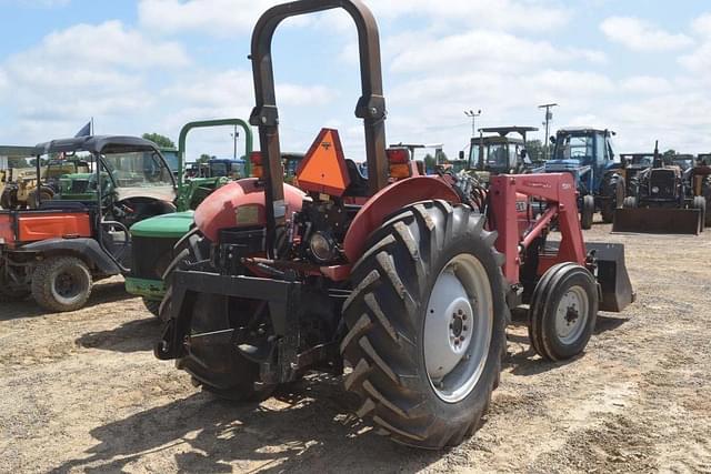 Image of Massey Ferguson 431 equipment image 2