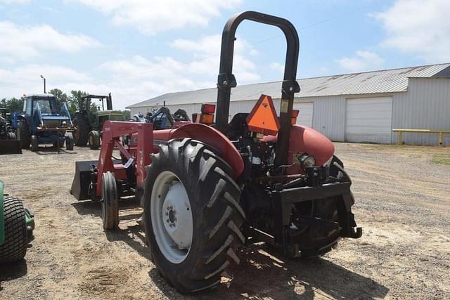 Image of Massey Ferguson 431 equipment image 1