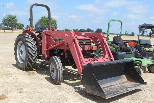 Image of Massey Ferguson 431 equipment image 3