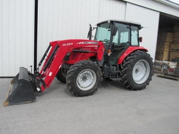 Main image Massey Ferguson 4610