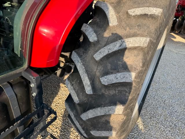 Image of Massey Ferguson 4610 equipment image 4