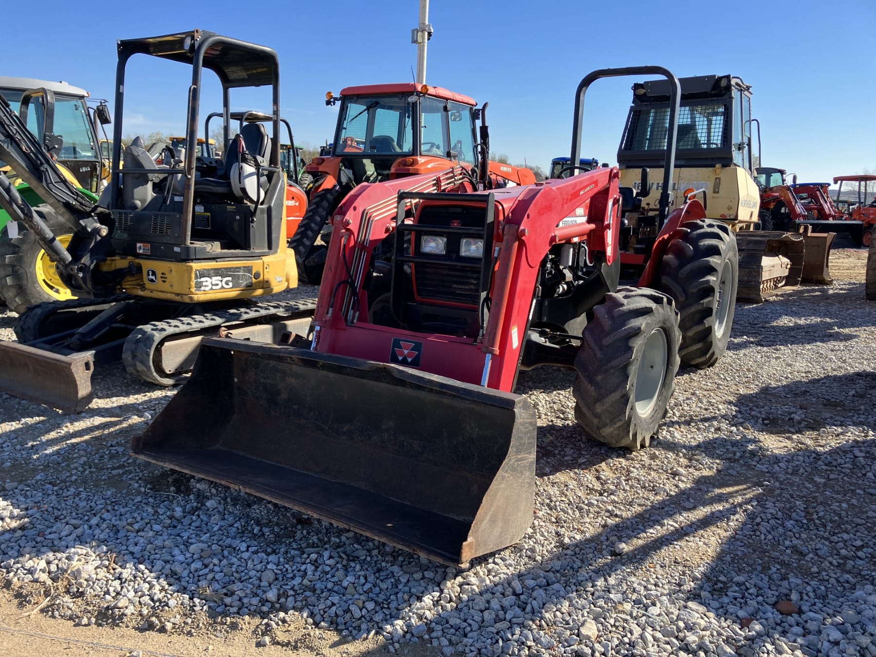 Main image Massey Ferguson 471