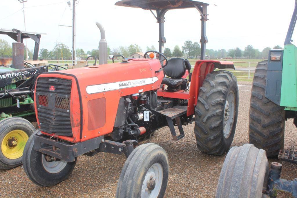 Main image Massey Ferguson 471