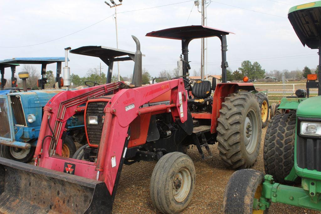 Main image Massey Ferguson 471