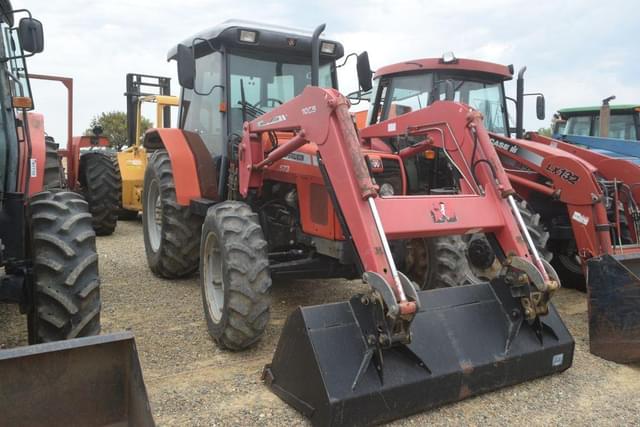 Image of Massey Ferguson 573 equipment image 3