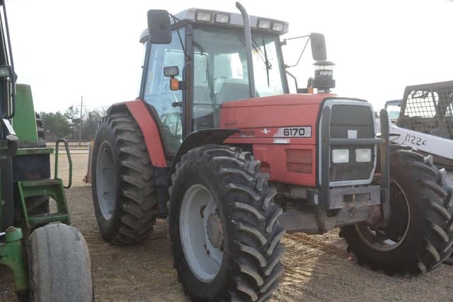 Image of Massey Ferguson 6170 equipment image 3