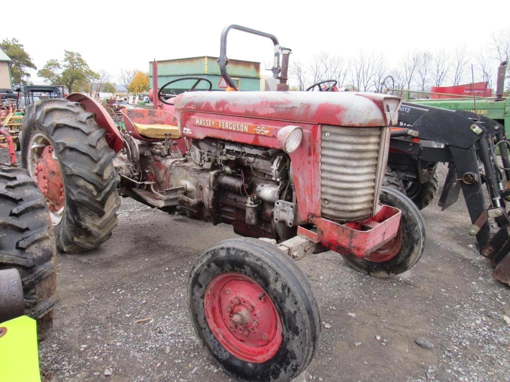 Main image Massey Ferguson 65