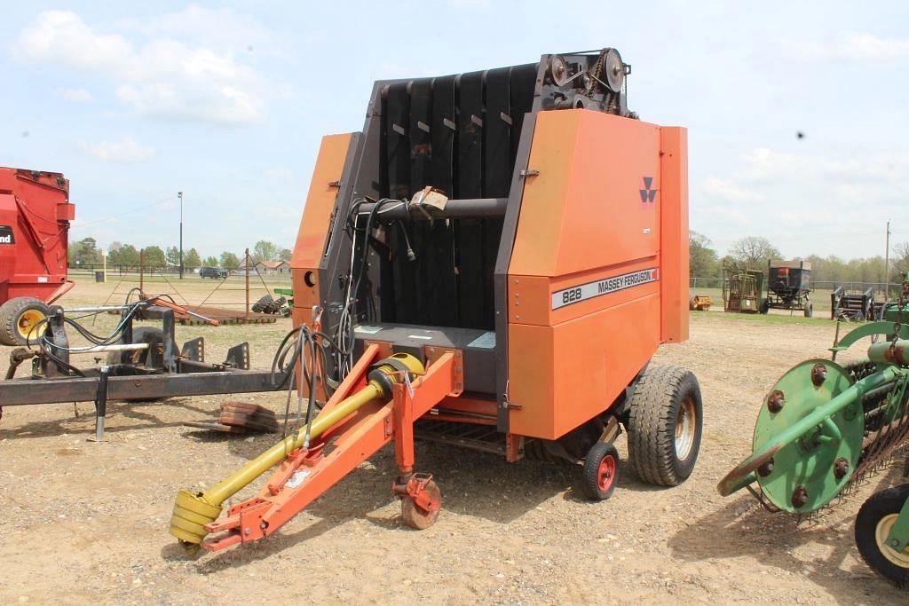 Image of Massey Ferguson 828 Primary image