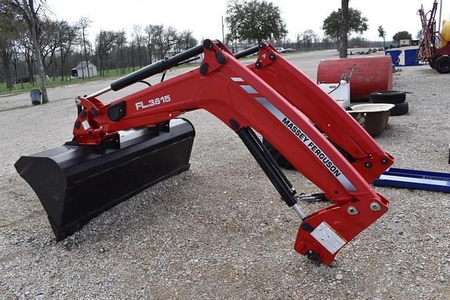 Image of Massey Ferguson FL3615 equipment image 4