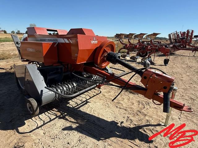 Image of Massey Ferguson 1841 equipment image 2