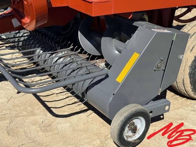 Image of Massey Ferguson 1841 equipment image 4