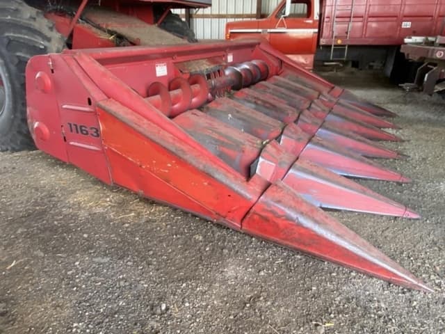 Image of Massey Ferguson 1163 equipment image 1