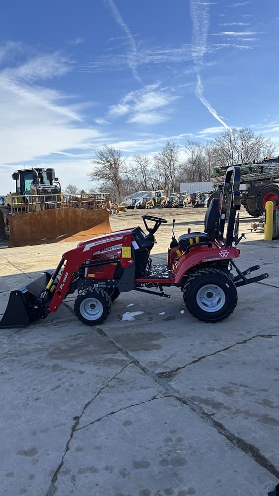 Image of Massey Ferguson 1GC.23 equipment image 2