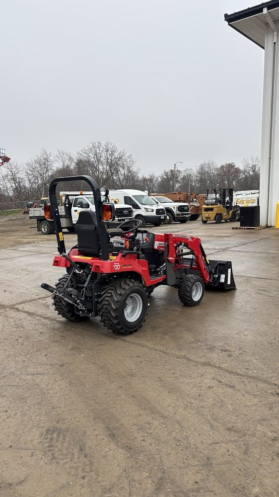 Image of Massey Ferguson 1GC.25 equipment image 4