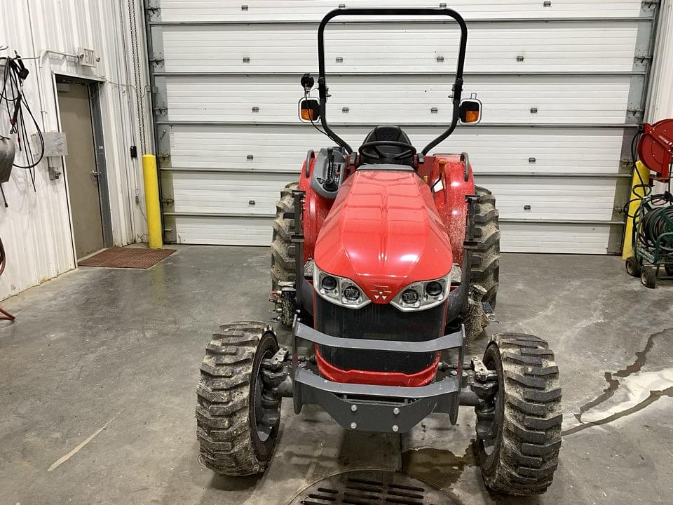 Image of Massey Ferguson 2850M Primary image