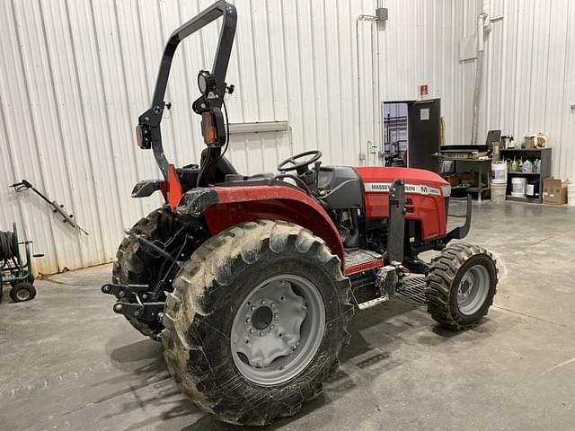 Image of Massey Ferguson 2850M equipment image 3