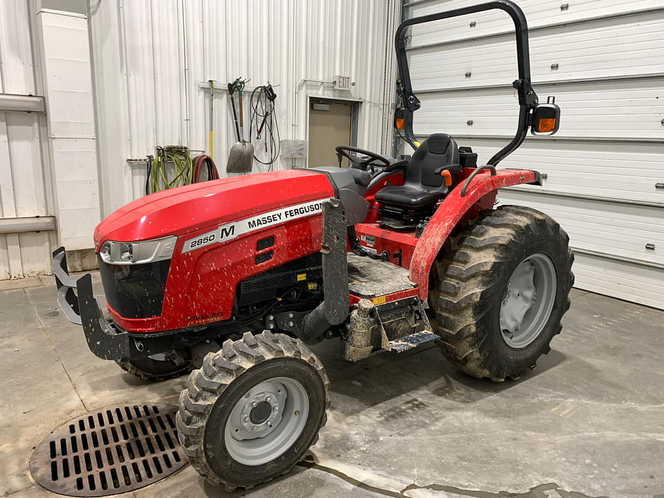 Image of Massey Ferguson 2850M Primary image