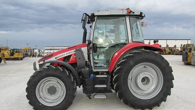 Image of Massey Ferguson 5S.135 equipment image 1