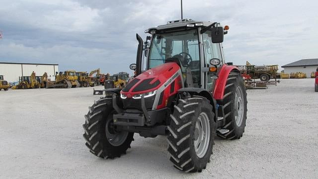 Image of Massey Ferguson 5S.135 Primary image