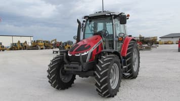 Main image Massey Ferguson 5S.135