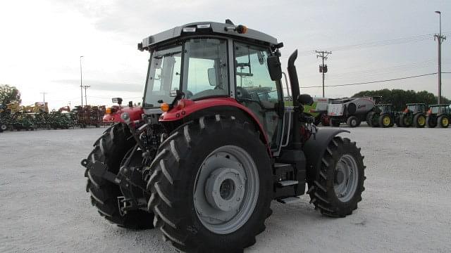 Image of Massey Ferguson 5S.135 equipment image 4