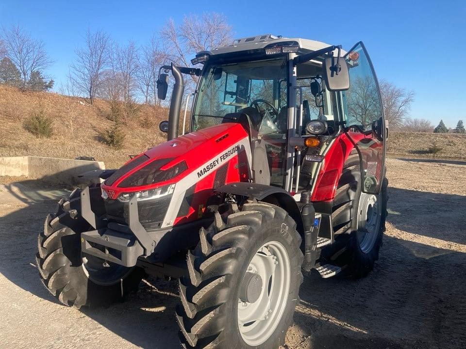 Image of Massey Ferguson 5S.135 Primary image