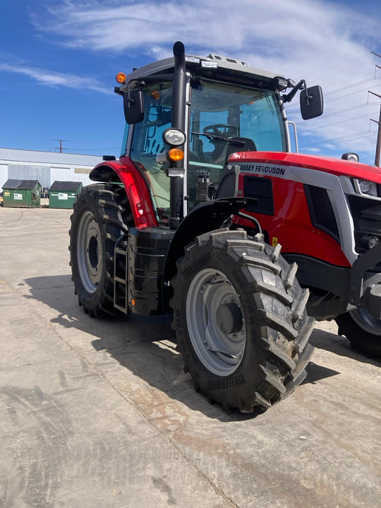 Image of Massey Ferguson 6S.145 equipment image 3