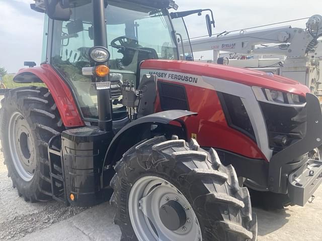 Image of Massey Ferguson 6S.145 equipment image 3