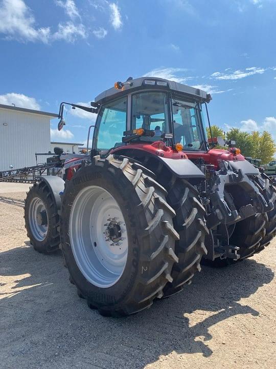 Image of Massey Ferguson 7S.210 equipment image 2