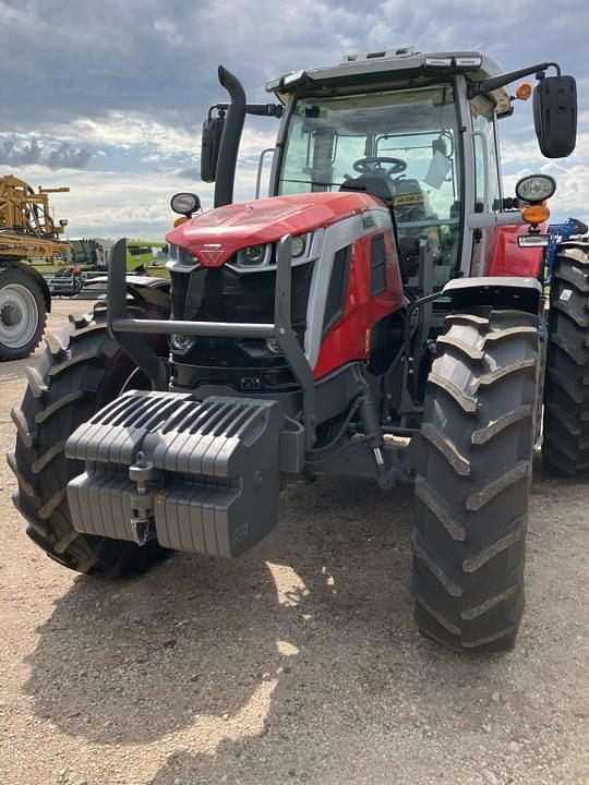 Image of Massey Ferguson 7S.210 equipment image 1