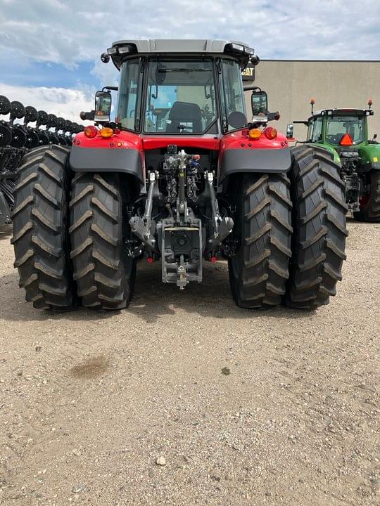 Image of Massey Ferguson 7S.210 equipment image 1