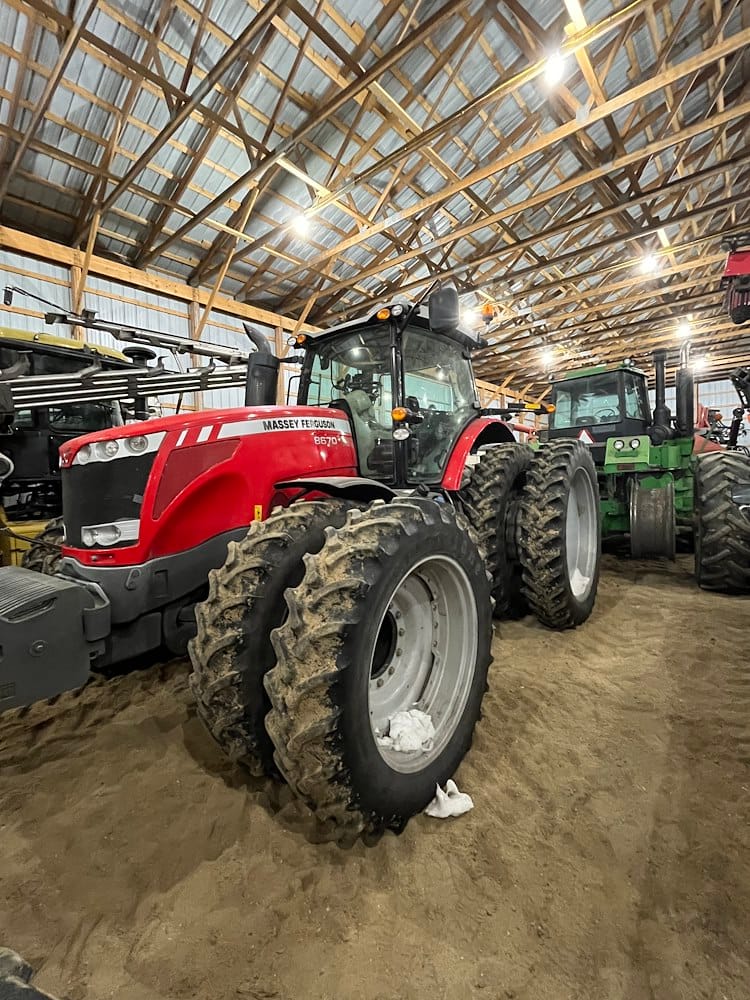 2012 Massey Ferguson 8670 Equipment Image0